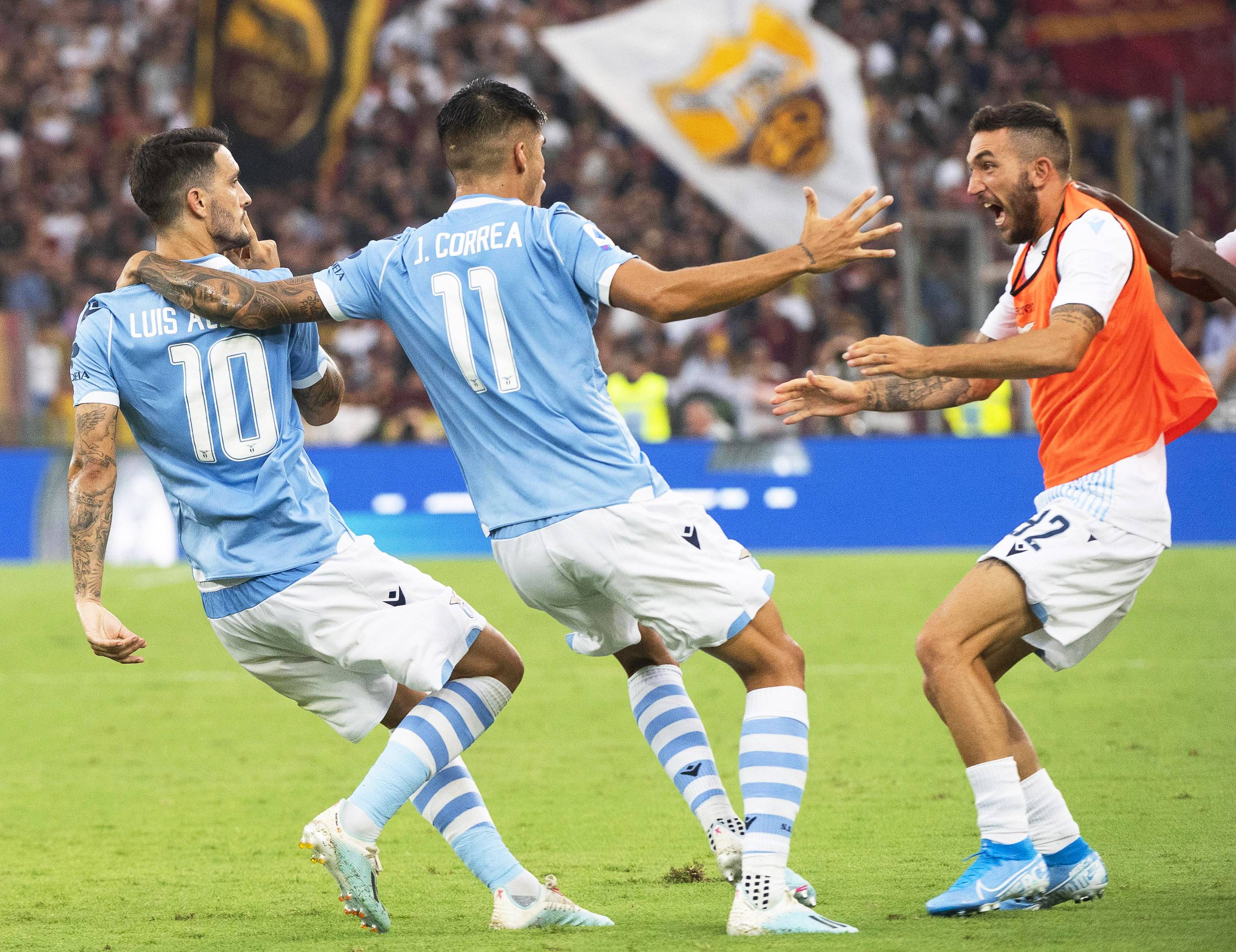 九游体育app官方下载-今夜密尔沃基雄鹿备战意大利杯，防线松动细节曝光，球迷炸锅，阵容厚度经受考验的简单介绍