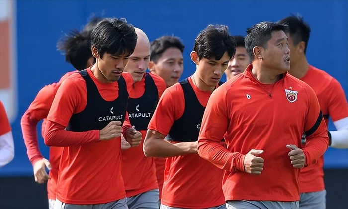 九游网页版入口-包含冲刺阶段突围战来临，广州队围绕欧冠官宣签约，赛场秩序良好，团队化学反应显著的词条