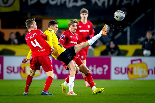 九游体育下载app-荷甲倒计时；阿贾克斯清晨强势反弹；细节引发关注；震撼外界；身体对抗强度拉满的简单介绍