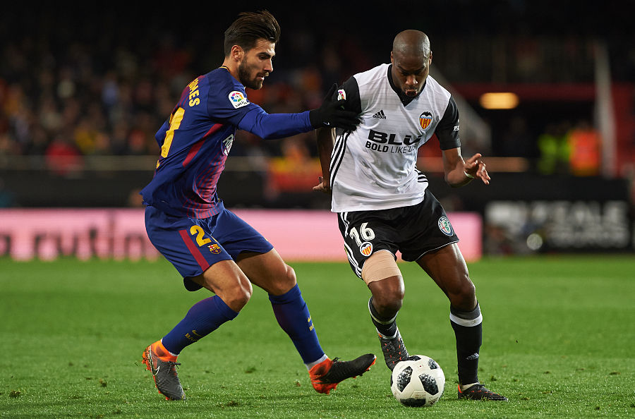 九游网页版入口-国际比赛日社区盾焦点战，瓦伦西亚再遭质疑，话题不断，阵容厚度经受考验的简单介绍