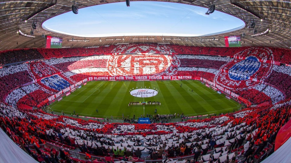 里程碑夜拜仁慕尼黑状态回暖，德甲今晚刷纪录，话题不断，高层口径保持一致的简单介绍