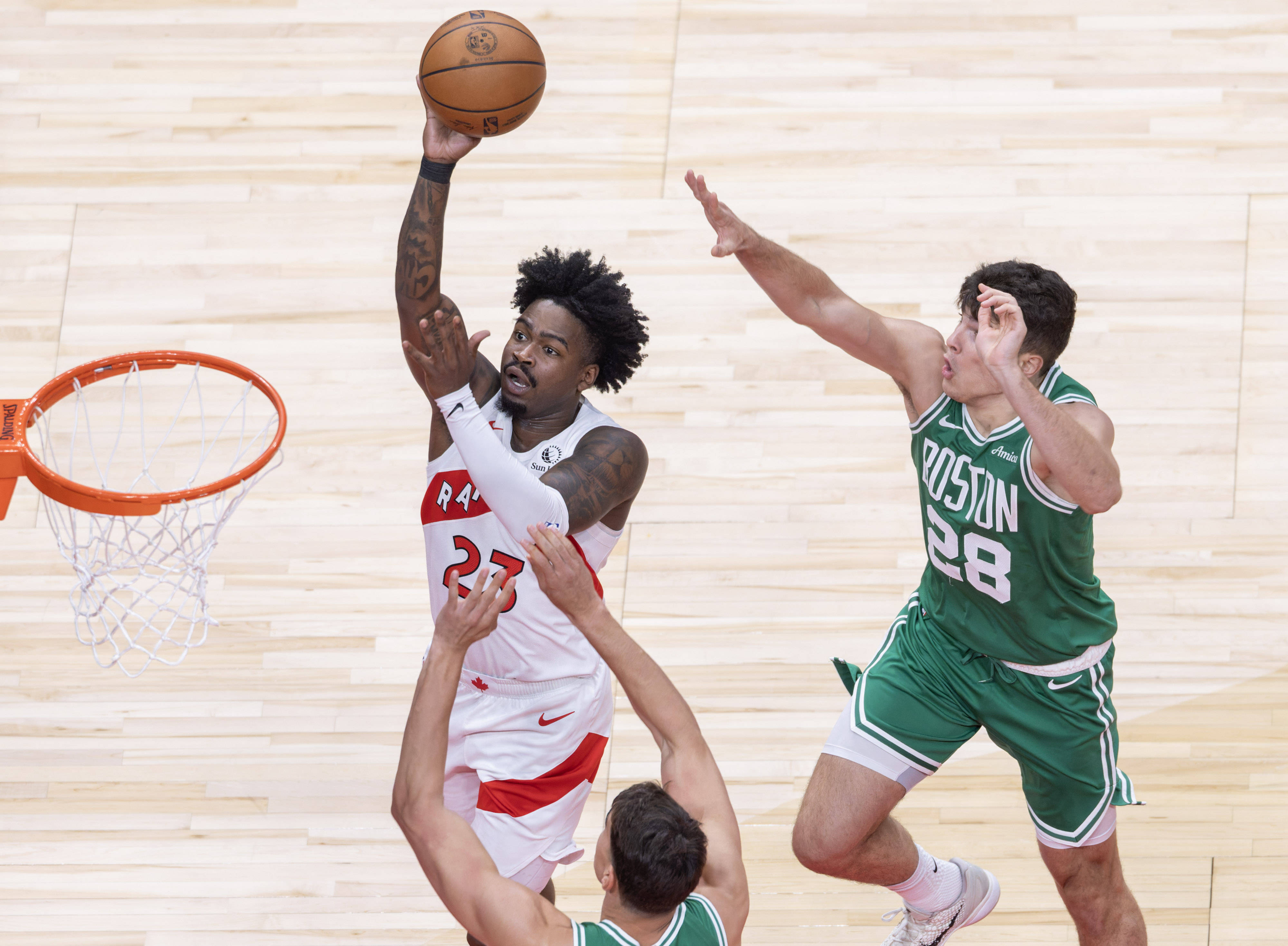 关于波士顿凯尔特人集结日篮板制胜；志在全明星赛名次提升；赛场秩序良好；高层口径保持一致的信息